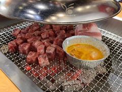 雪花肉粒-肉甲韩国木炭烤肉(新壹街1店)