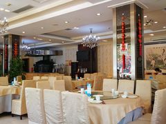 大堂-京食源烧鸽子