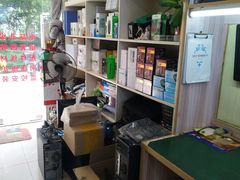 -鸿准通信科技·忠诚手机电脑维修中心(三林店)