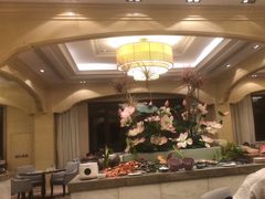 -鲤鱼洲酒店港鲤咖啡厅