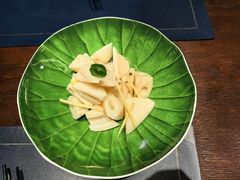 -湖畔鲁菜·二十年老字号餐厅(大明湖店)