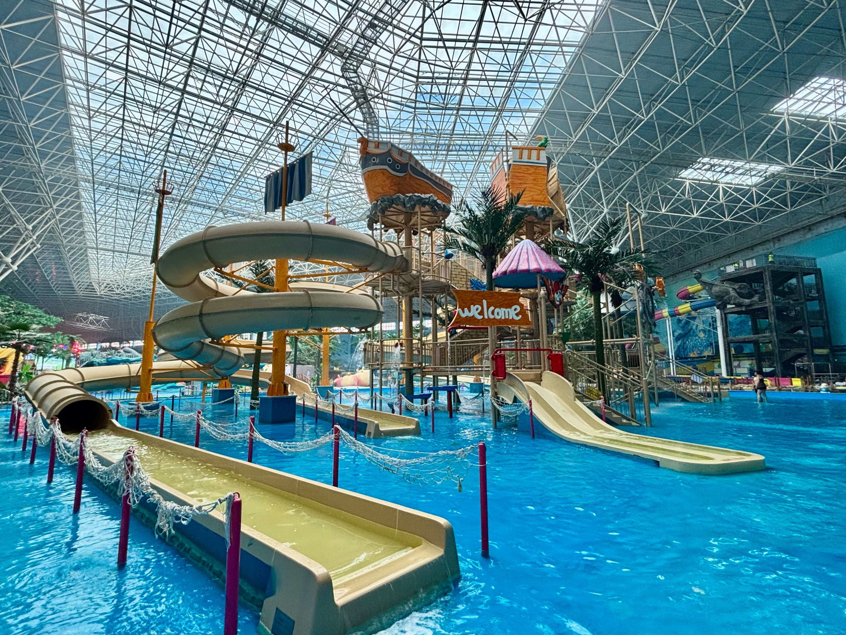 长春玩水天花板!新海之恋水世界!