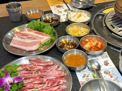 -GOGIYA·咕叽吖韩国传统烤肉店(东方新天地店)
