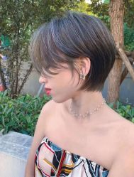 -东方美妍小鹏造型