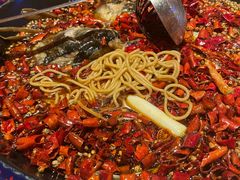 -何师傅美蛙鱼头(汉街店)