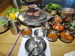 -姜虎东白丁烤肉(恒隆广场店)