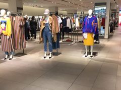 -ZARA(万达广场二七店)