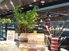 -遇上西雅图多融合海鲜自助餐厅(中房金谊广场店)