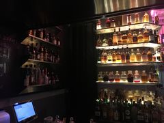 -TASTE ROOM Bar