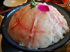 -老牌坊云南鱼豆花火锅(哈西万达店)