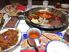-贤合庄卤味火锅(安吉万达店)