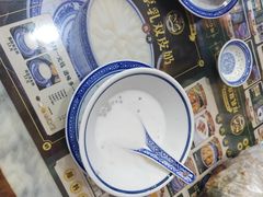 -广信牛奶甜品世家(台东店)