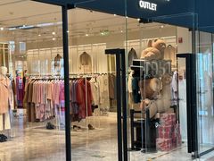 -Max Mara(燕莎奥特莱斯店)