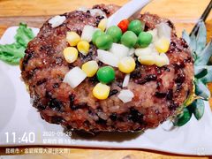 -老滇山寨•云南特色菜•地方菜•民族风情歌舞表演(金碧店)