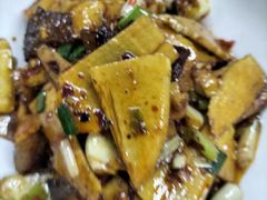 -老湖南·河鱼一锅鲜(兆禾里店)