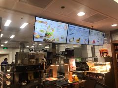 -麦当劳(轻轨曹杨路店)