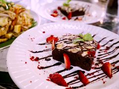 -Log Home Boutique Hotel