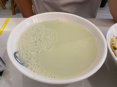 -李与白包子铺(桐梓林店)