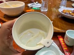 -乔家小院•非遗驴肉•本地小海鲜(滨河路店)