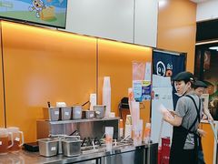 -CoCo都可(北京西站北广场店)