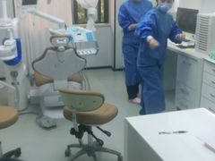 -牙博士口腔(杨浦店)