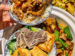-霄汉牛三鲜湖北砂锅菜(万松园2店)