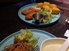 -K+全国连锁KTV(绿地缤纷天地店)