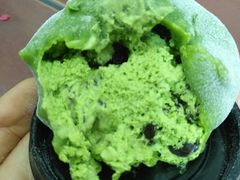 -蜜蜂小象·榴莲千层蛋糕(时代汇11栋店)