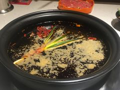 -钢管厂五区小郡肝串串香(奥克斯广场锦城万达店)
