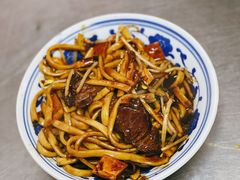 牛肉炸酱面-珠宝街老左杂酱面馆