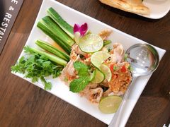 -Chom Cafe and Restaurant