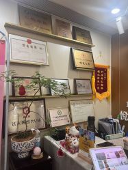 -Mamom club 慢会所(爱丁堡店)