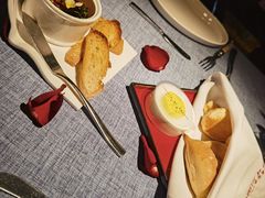 -弦月窗LUNETTE BY AMANDA(复兴路店)