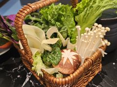 -湊湊火锅·茶憩(颐堤港店)