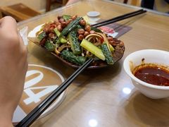 -天发芽·何记葫芦头泡馍·传统小吃(报恩寺街店)