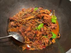 -挂旗柴锅鸡(蚌山区嘉年华店)