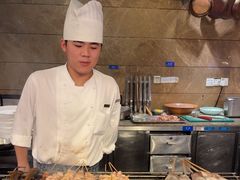 -松山湖凯悦酒店·Café自助餐厅·周末火舞秀表演