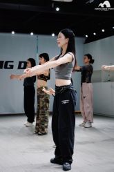-卡门舞蹈