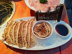 -小龙翻大江文化火锅(宽窄店)