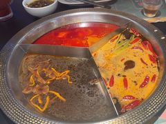 -廖掌柜·重庆鲜货火锅(上海首店)