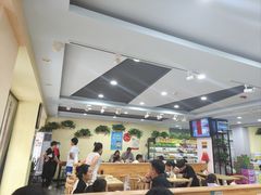 -风情居麻辣烫总店