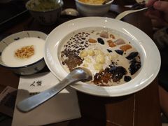 -RUXU入续糖水铺与包(卓悦中心店)