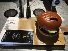 -麦当劳(新王府井店)