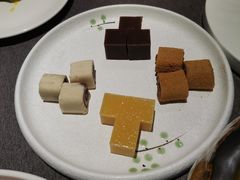 -羲和雅苑•北京烤鸭(国贸商城店)
