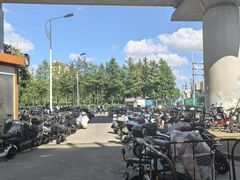 -秀沿路(地铁站)