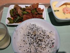 -老乡鸡(上海品尊国际中心店)