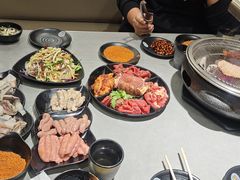 -啊美丽炭火烤肉(滑翔一店)