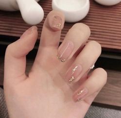 -悦指间美甲美睫
