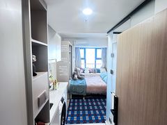 -东方体育中心(地铁站)