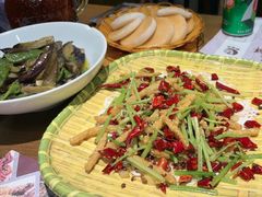 -黄泥岗·地道湖北菜(奥特莱斯店)